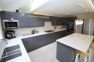 Photo 25- click for photo gallery